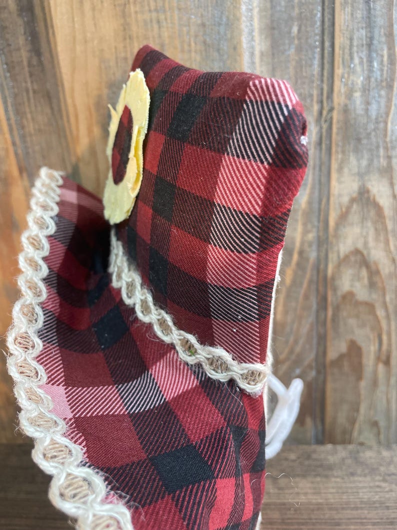 Plaid Scarecrow Decor | Rustic Fall Shelf Sitter | Farmhouse Autumn Decoration | Handmade Primitive Scarecrow image 6
