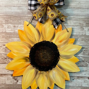 Painted sunflower door hanger, front door decor, summer flower, front porch sign, fall hand-painted yellow sunflower, housewarming gift