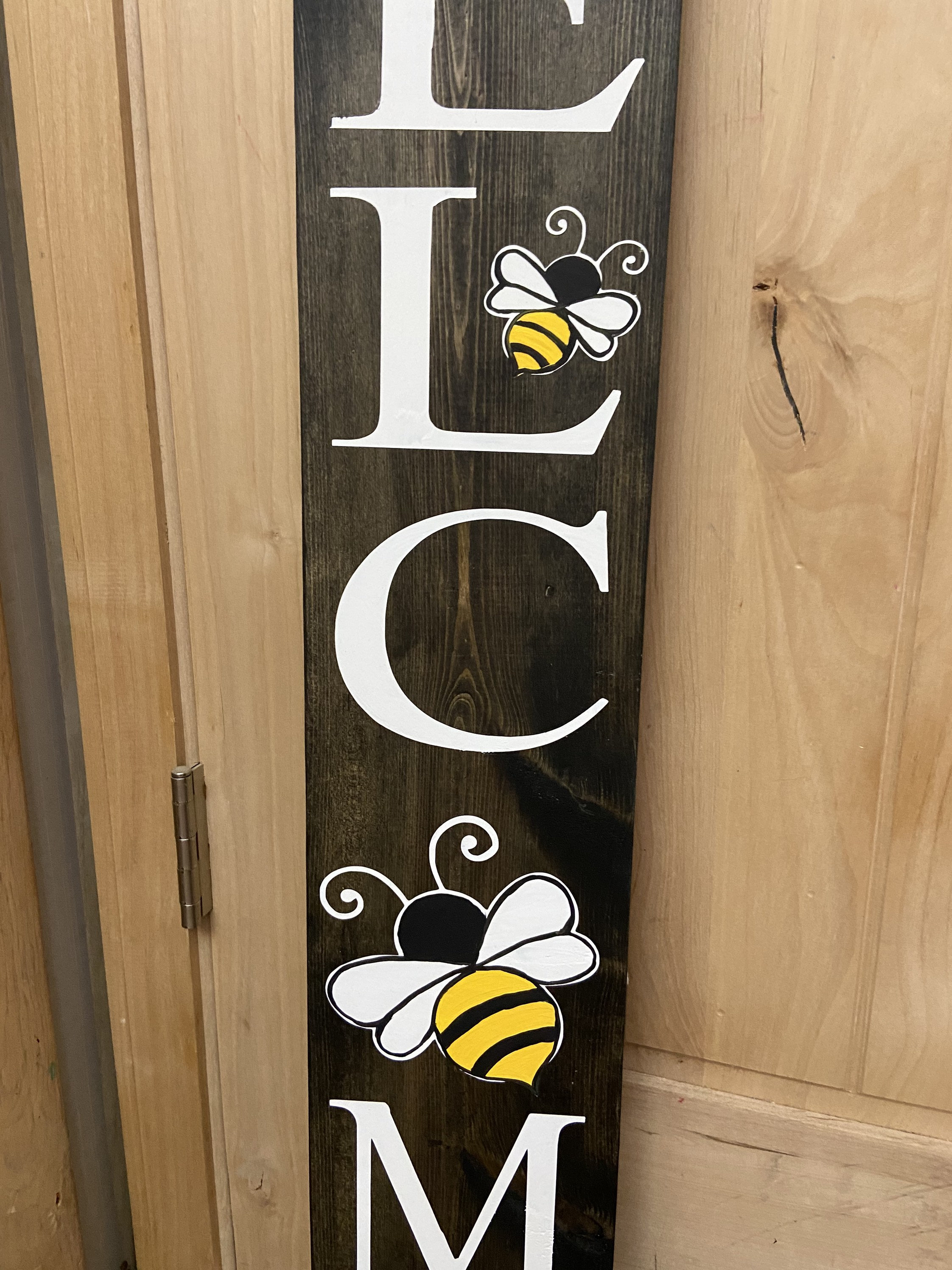 Welcome Honey Bee Sign Entryway Welcome With Painted Bee | Etsy Canada