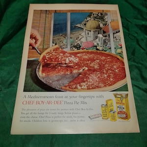 Vintage Chef boy-Ar-Dee Pizza Pie Mix Ad From a 1958 Life Magazine