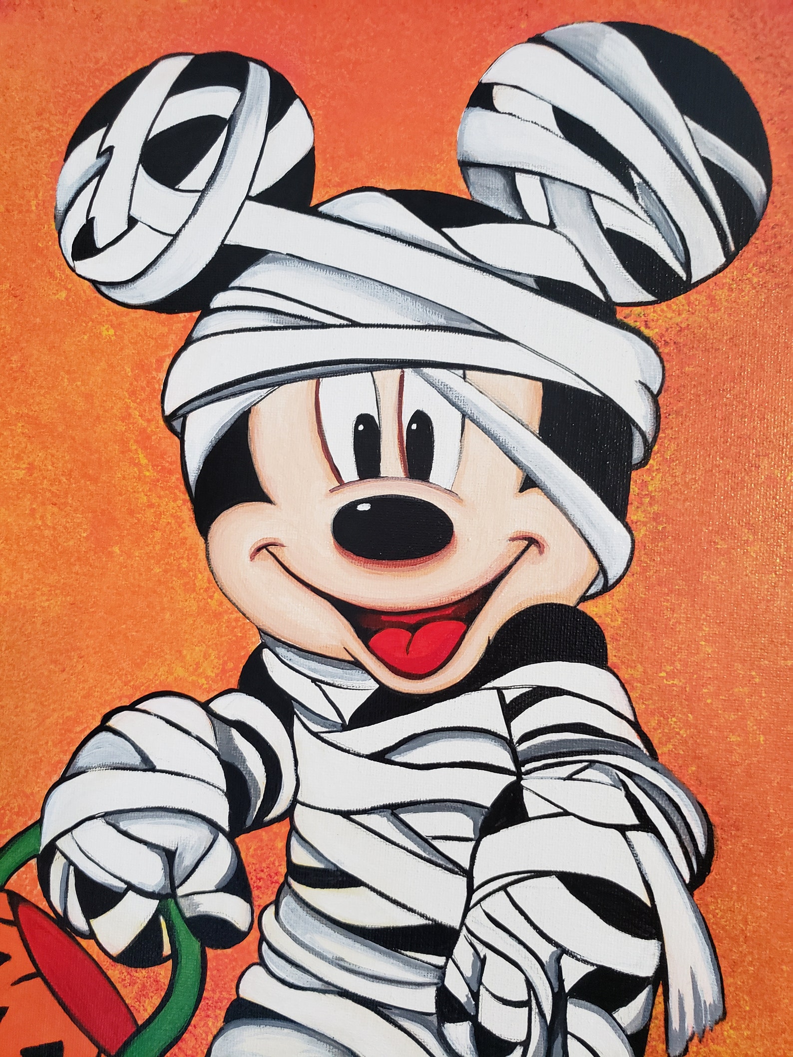 mickey mouse mummy statue