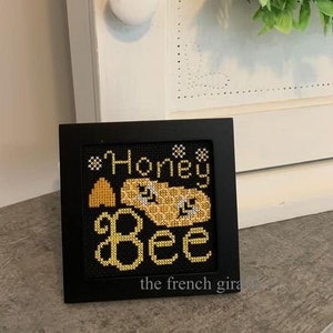 4x4 Honey Bee Cross Stitch Pattern Instant Download PDF Bee Hive Crossstitch