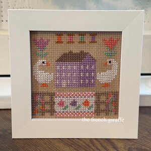 4x4 Tulip Quilt Saltbox Prim House Crossstitch Pattern Instant Download PDF Cross Stitch Spring