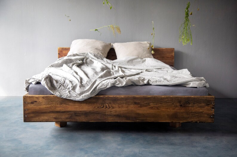 Lussan timber bed with backrest image 2