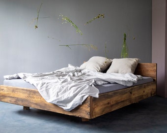 Lussan timber bed with backrest