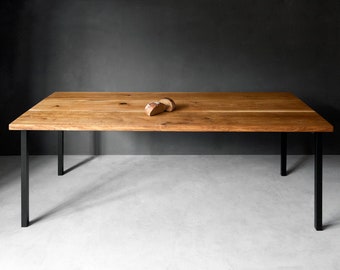 Dining table made of reclaimed oak & iron Loren/Meila