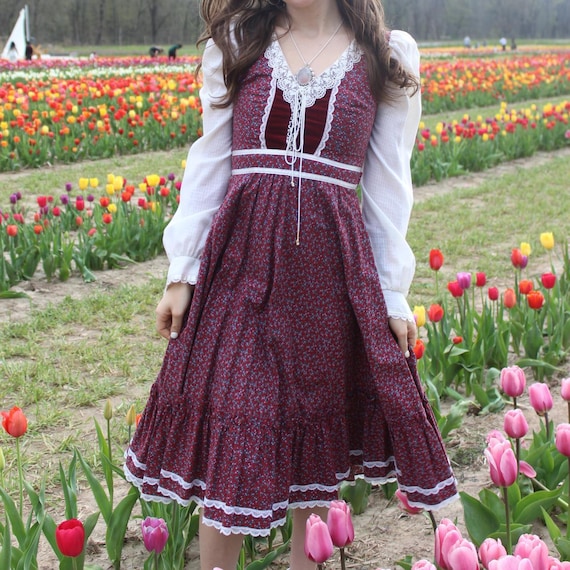 red calico dress Floral Prairie Dress: Dark Red Calico Cotton Smocked Boho Midi