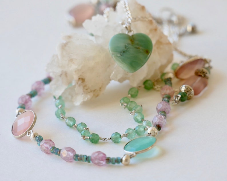 Boho Chic Jewelry Green Jewelry Long Gemstone Tiny Heart Necklace Pink Beaded Layering Necklace For Women Layered Necklace Set