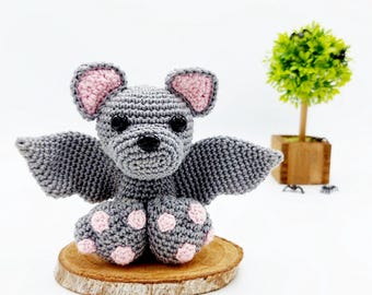 PATRÓN: Patrón de Murciélago Amigurumi - Patrón de Murciélago de Ganchillo - Bobbie, el Murciélago Espeluznante