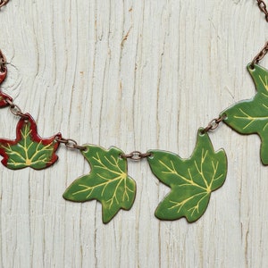 Ivy Enamel Necklace, Ivy Tendril Leaf Statement Necklace, Ivy Necklace, Forest Necklace,Ivy Leaf Necklace, Statement Necklace, Red and Green
