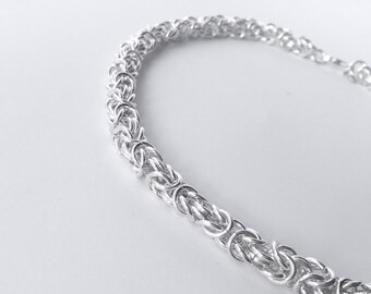 Viking necklace, 8.25 mm. Byzantine sterling silver chainmaille. Celtic chunky chain jewellery. Gift for him/her. Scandinavian Norse jewelry