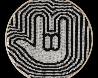 yo · love · roc'nroll · jacquard stitch tapestry on a round loom · diameter 20 cm