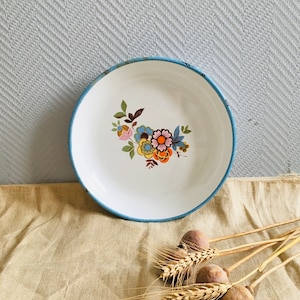 Jahrgang Emaille Shabby Chic Platte Form Ungarn 1950er Jahre, Volkskunst Emaille Schale, Bauernhaus Küche Schale, Blumenmuster, emaillierte Obstschale