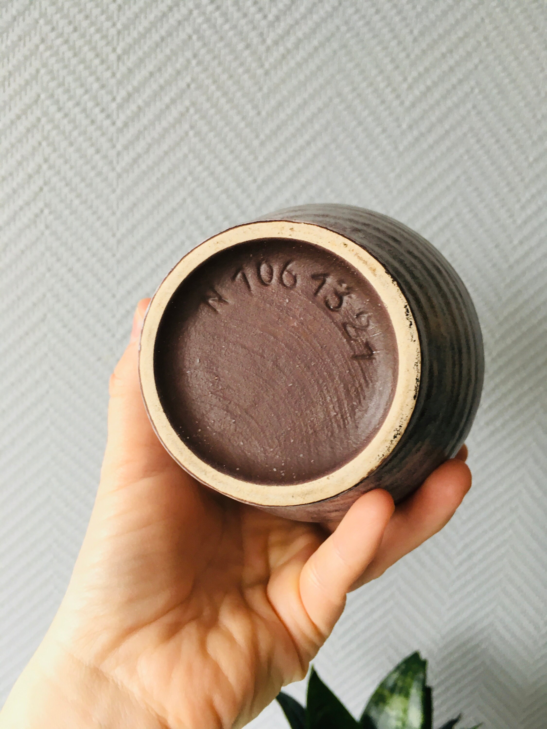 Jasba によるヴィンテージ西ドイツ陶器花瓶、茶色の赤釉陶器、1960