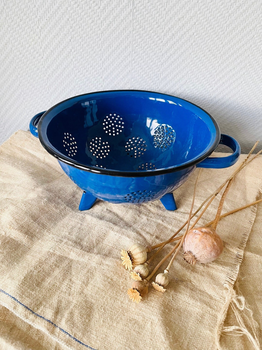 Vintage Blue Enamel Sieve Enamel Colander From 1960s Round Strainer Vintage Enamelware Tripod Blue Enamelled Footed Metal Colander Etsy UK