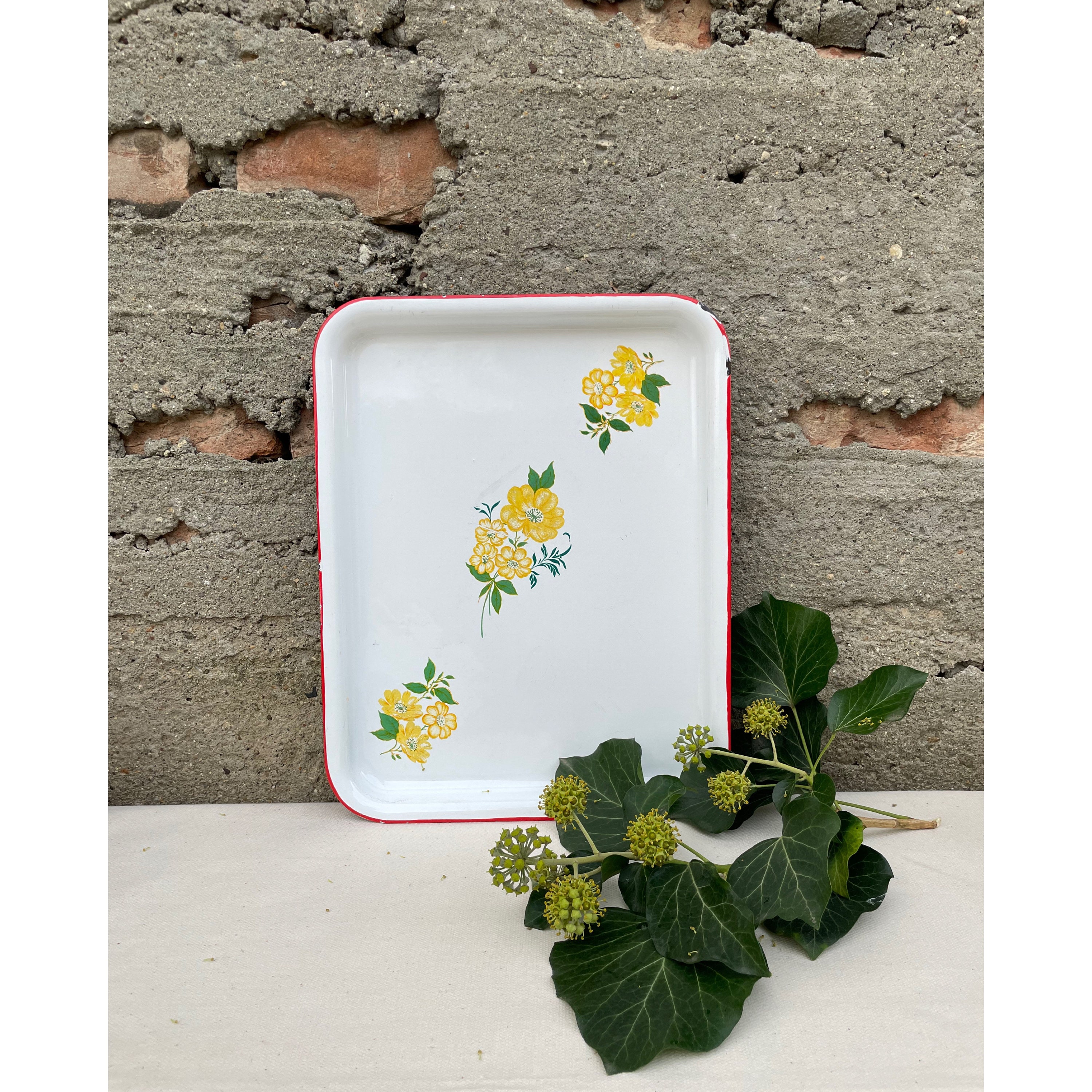 White Enamel Vintage Food Serving Tray Rustic Dish Country Kitchen Dec