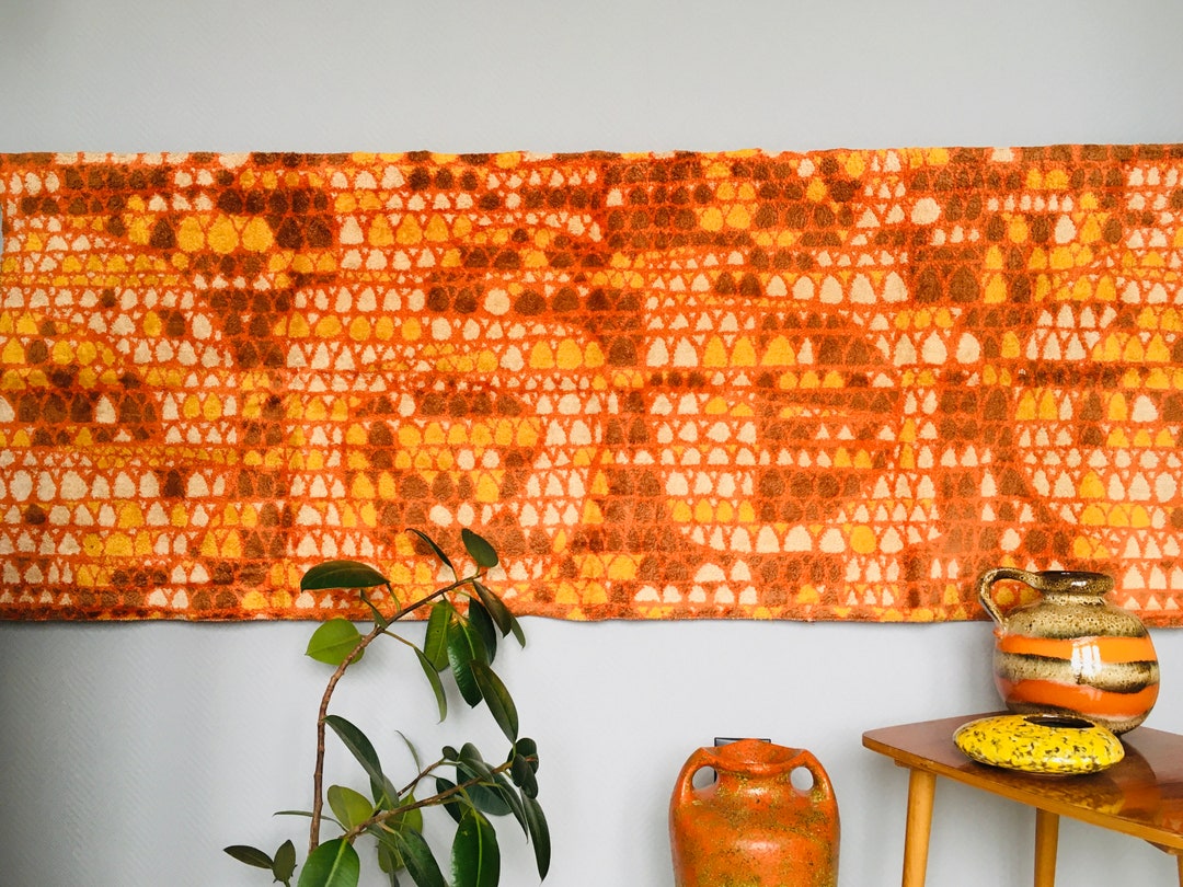 Modern Geometric Wall Hanging Tapestry, Abstract Spotted Pattern, Mid