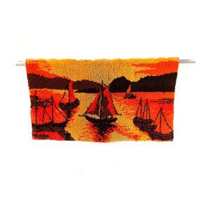 Vintage mid century modern rya rug, Midcentury abstract wall hanging, Wall hanging rya from 70s, Vintage art rug, Long pile wall hanger
