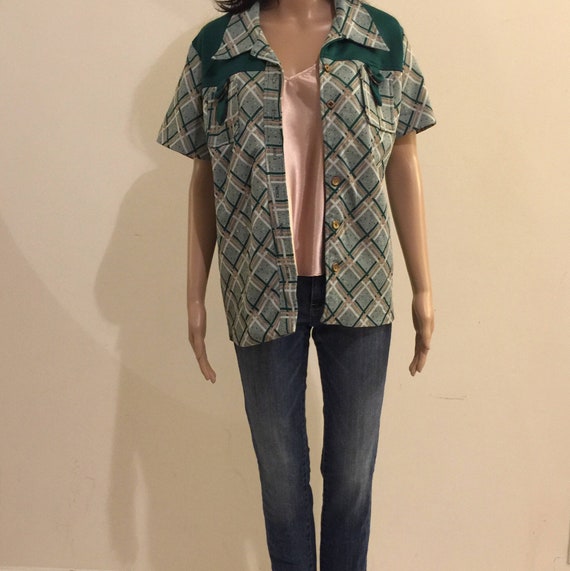Womens Green Bowling style 70's top. 70's 2 pc Pa
