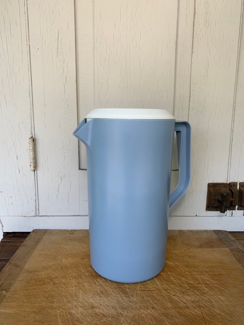 Plastic 2Lt Multi Purpose Jug Pitcher with Lid Blue Plastic 2Lt Multi Purpose Jug Pitcher with Lid Blue