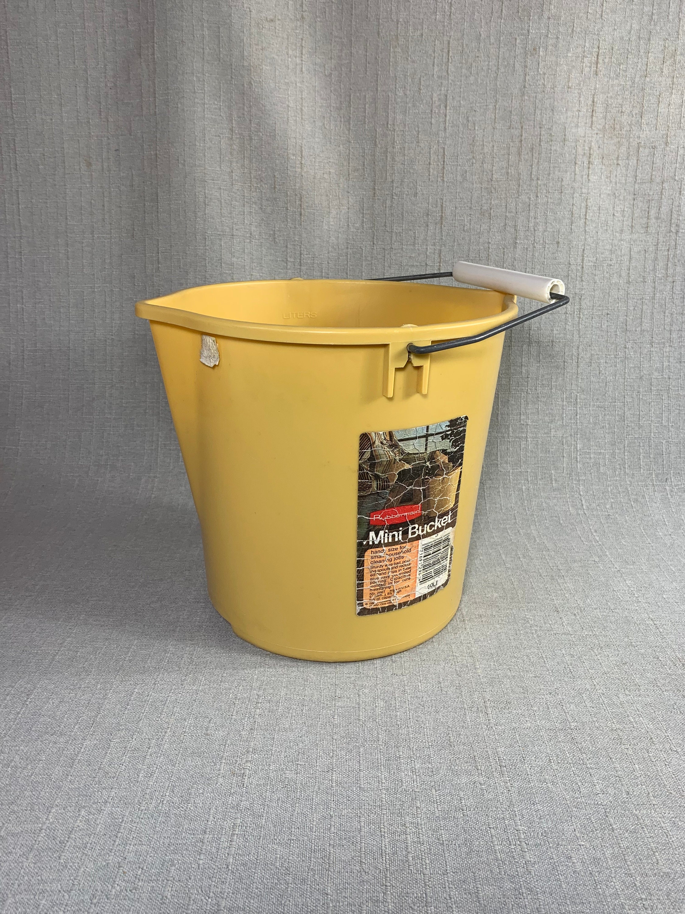 Vintage Rubbermaid Mini Bucket Gold Plastic 6 Quarts Bohemian