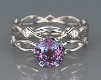 Handgemaakte Keltische bruidsringenset met lab-allexandriet - 14K witgouden bruidsringenset - Sieraden met lab-allexandriet en diamanten - byADORA