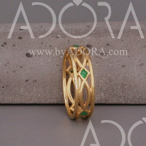 14k Gold Eternity Wedding Ring with Prnicess cut Emaeralds | Handmade gold eternity wedding ring set with emeralds | green stone ring