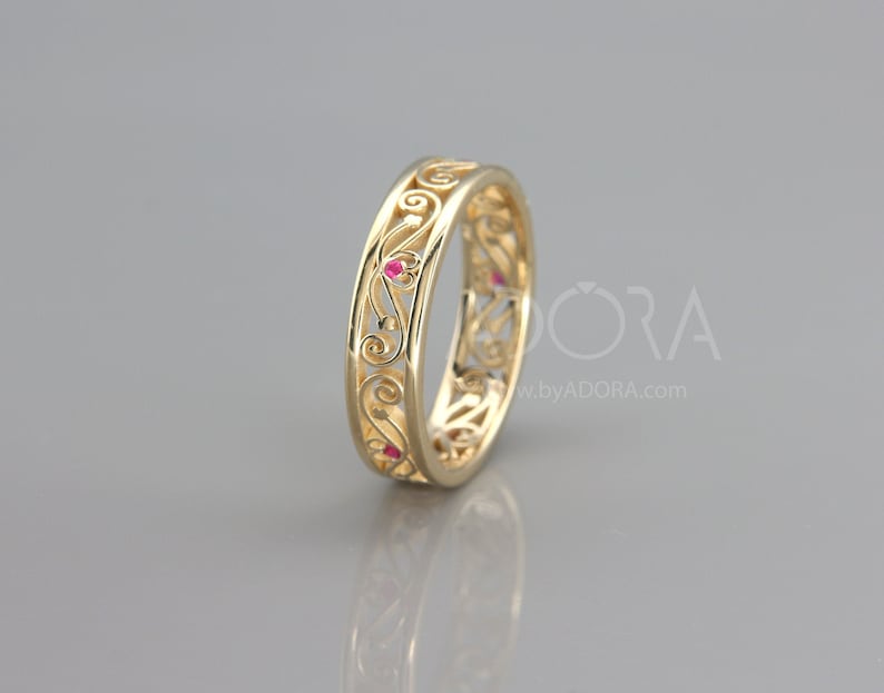 Ruby Filigree Wedding Ring | Solid Gold Filigree Band set with Natural Ruby | Woman Wedding Ring set with Ruby