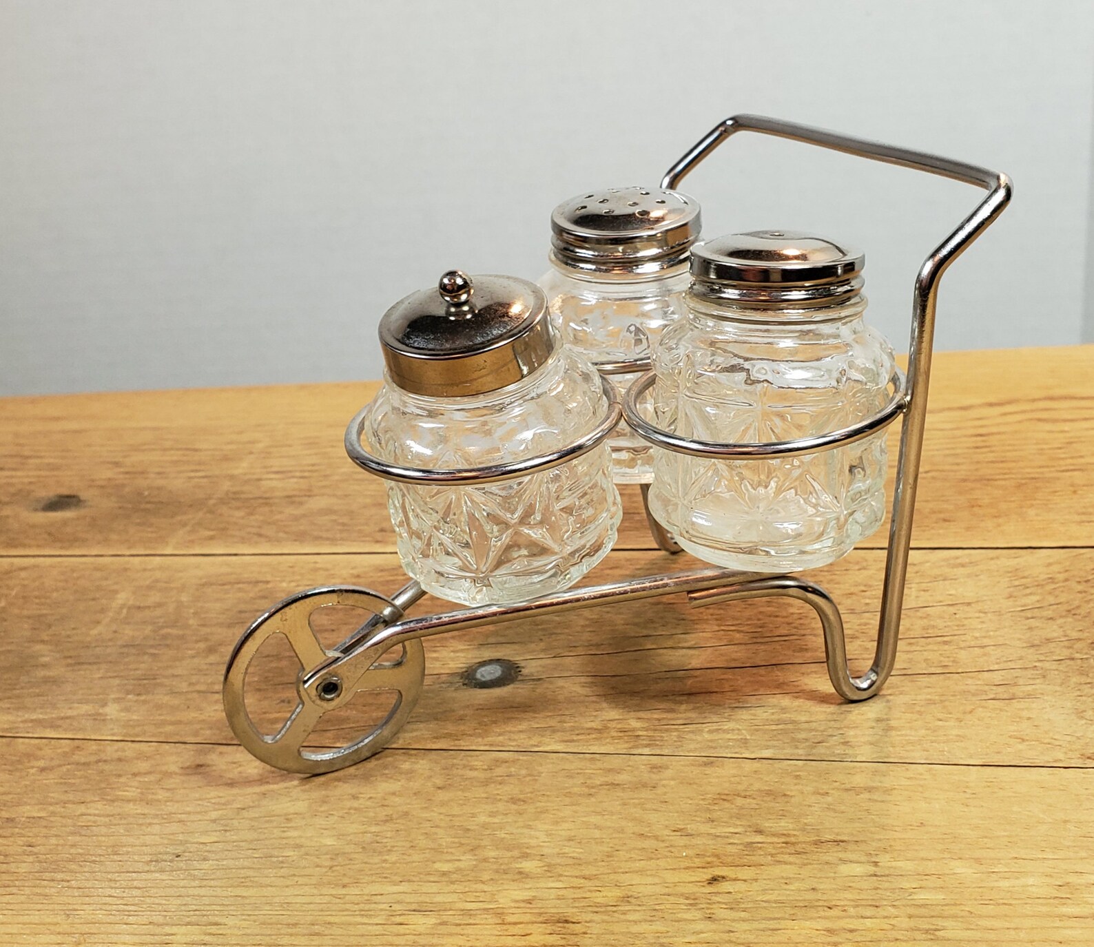Vintage 1950's Wheelbarrow Salt Pepper and Sugar Caddy Etsy