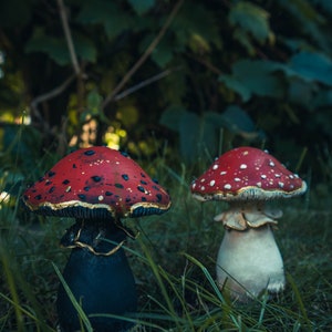 Mushroom Garden Decorations (Skewered)