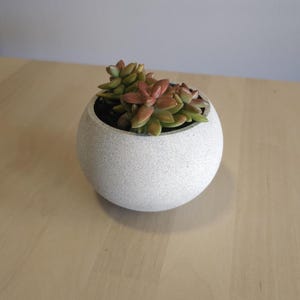 The Pebble Planter, Round, Lightweight Plant Pot