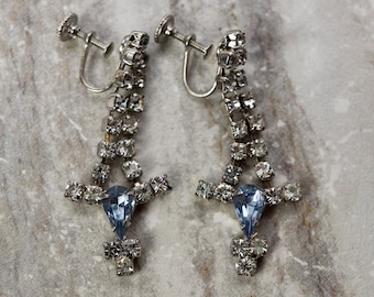 Vintage Blue Rhinestone earrings, screw back earrings, rhinestone dangle earrings, prom jewelry, estate jewelry, bridal jewelry