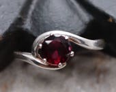 Vintage Sterling Silver Garnet Solitaire Ring, size 6.5 US, January birthstone, 2nd anniversary gift, estate jewelry