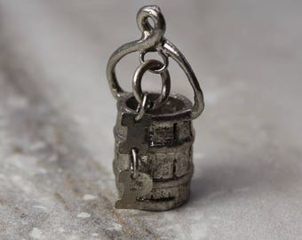 Vintage Sterling Silver Wishing Well charm, estate jewelry, 3 dimensional charm, Gifts for mom, gifts for her
