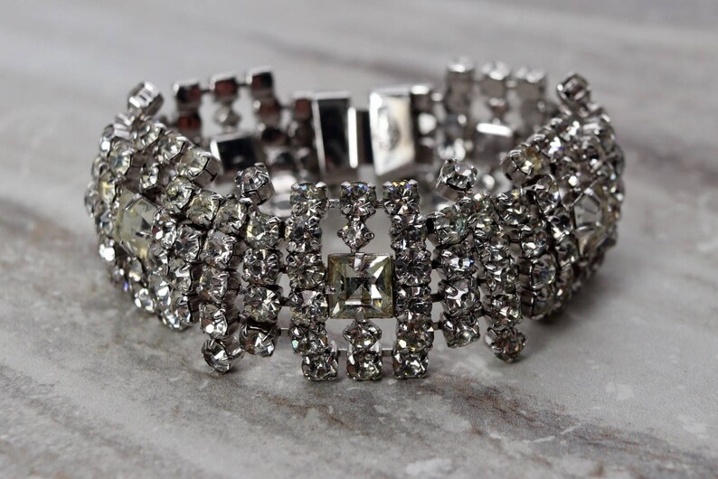 vintage kramer rhinestone bracelet