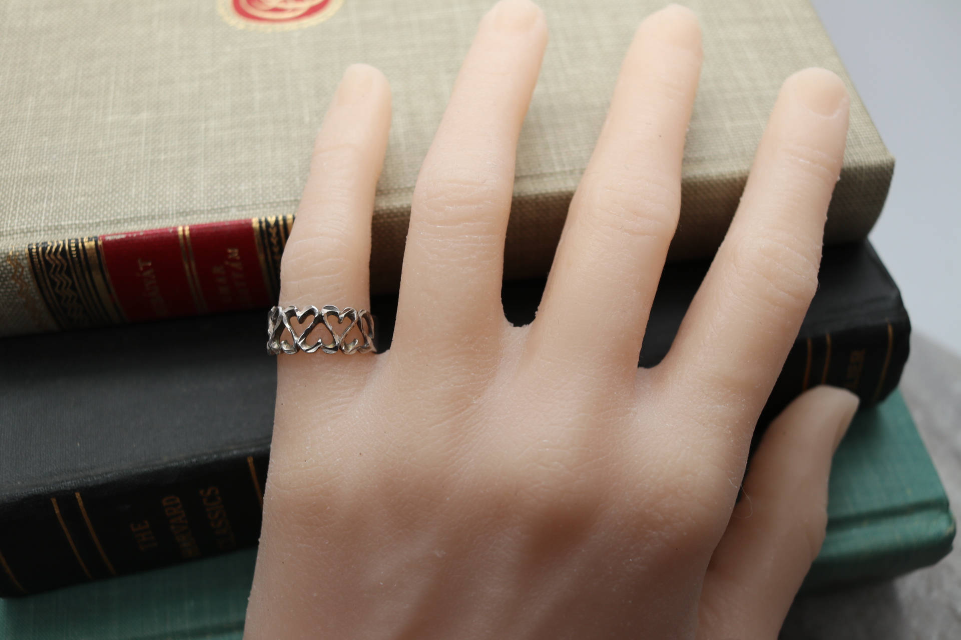 Vintage Heart Sterling Silver Band, Size 7, Estate Ring