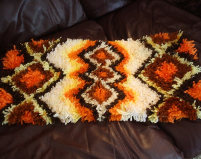 Southwest Design Latch Hook Rug or Wall Hanging Most Parts Etsy