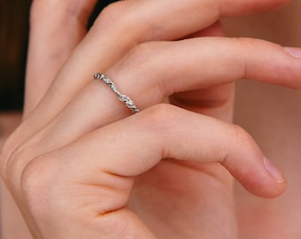 Minimalist Hammered Silver Ring – Stackable Band