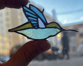 Mini Hummingbird Suncatcher – Stained Glass Bird Window Hanging
