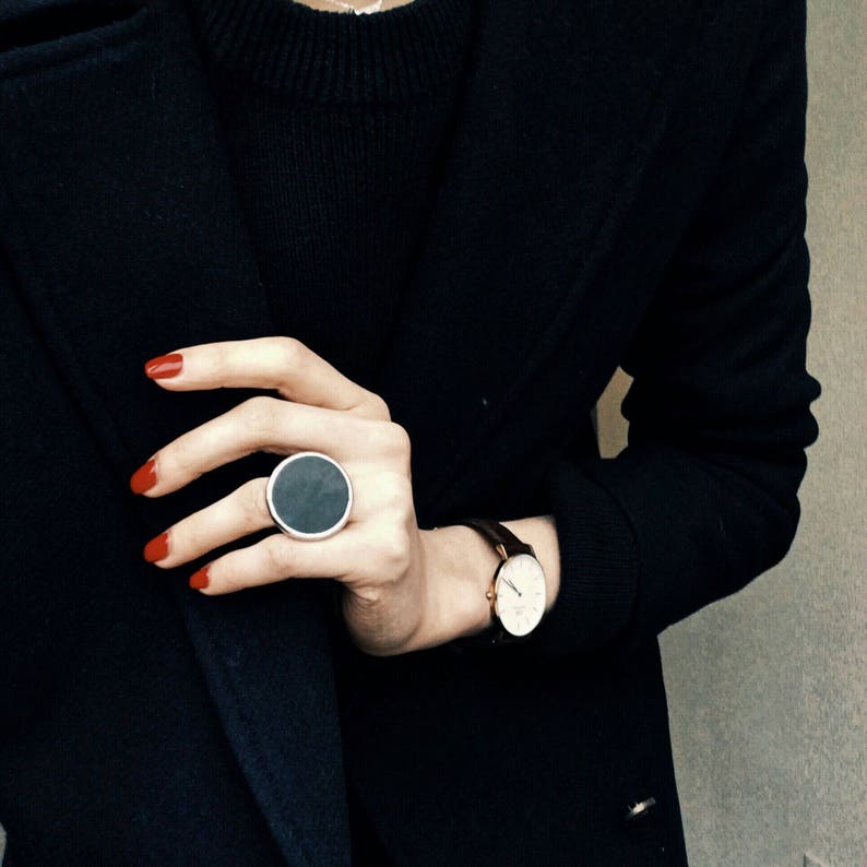 Big black disc ring Statement rings for women Chunky gothic jewelry minimalist large disk massive round circle architectural geometric Bold 7 US 28mm diameter US