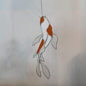 Stained glass koi carp suncatcher, asian fish window hanging, japanese wall decor, zen garden art, nature lover gift, stained glass art