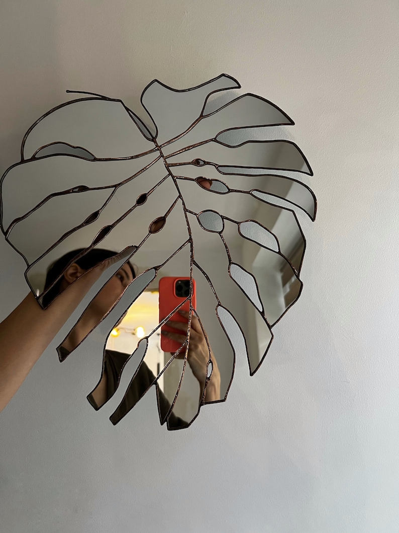 Botanical monstera leaf mirror made with stained glass technique