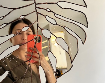 Specchio in vetro colorato con foglia di Monstera - Decorazione da parete botanica, regalo per gli amanti delle piante