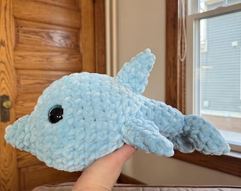 Delfín / Peluche de crochet / Azul bebé