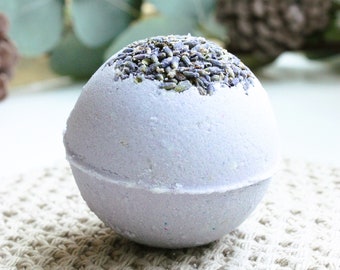 Oatmeal Lavender essential oil bath bomb