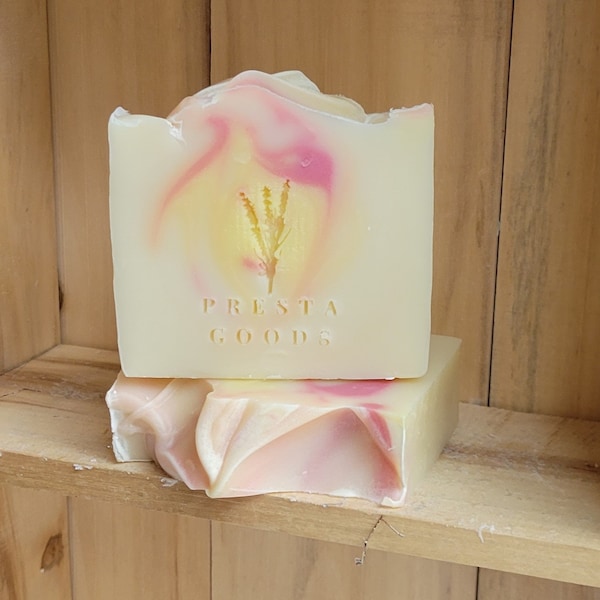 Savon artisanal parfumé Hawai'i Nei Plumeria