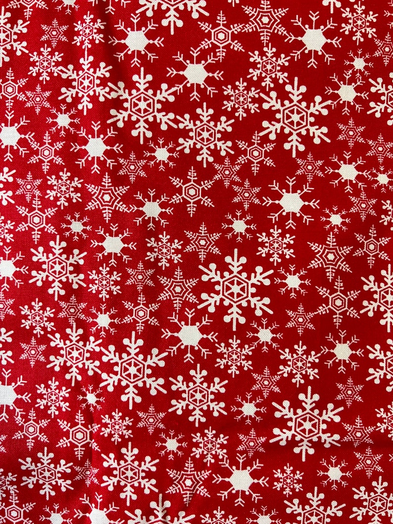 Jupe rouge avec des flocons de neige blancs Convient à une poupée elfe de Noël Vêtements pour lutins Tenue tendance d'hiver image 7