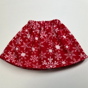 Jupe rouge avec des flocons de neige blancs Convient à une poupée elfe de Noël Vêtements pour lutins Tenue tendance d'hiver image 2