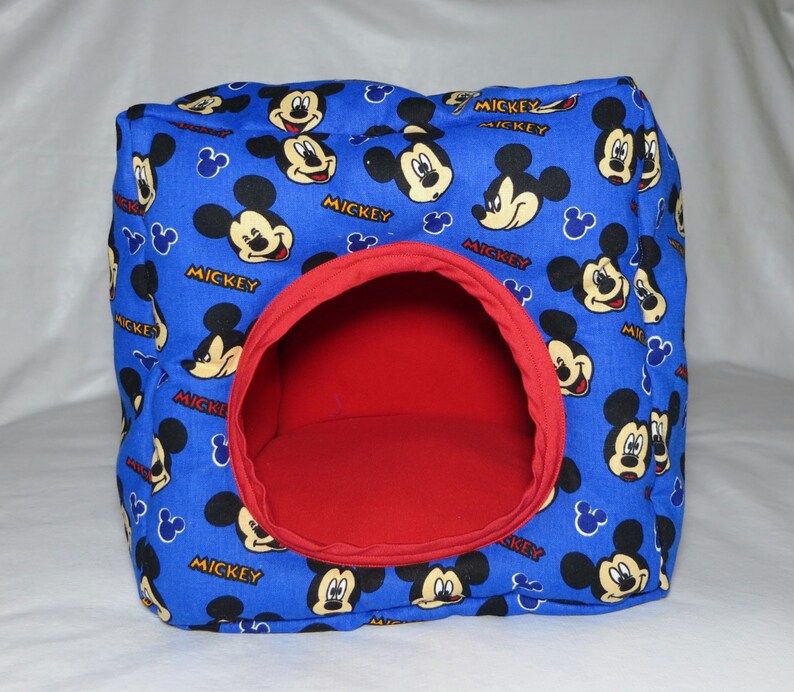 Rat Small pet Hamster Mickey Mouse Small Large Cuddle Cube Hedgehog Guinea Pig