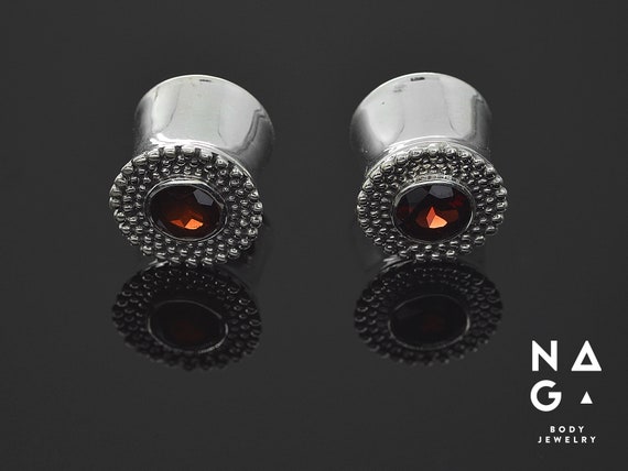 Garnet ear deals plugs